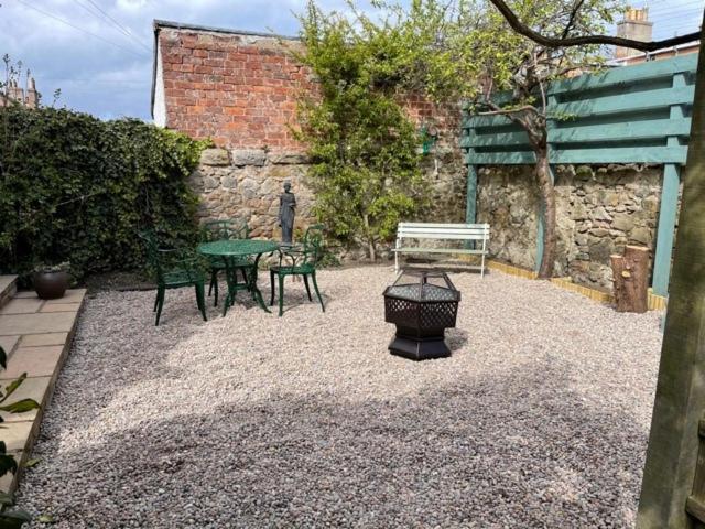 St Margaret's Cottage, Ferienhaus Edinburgh